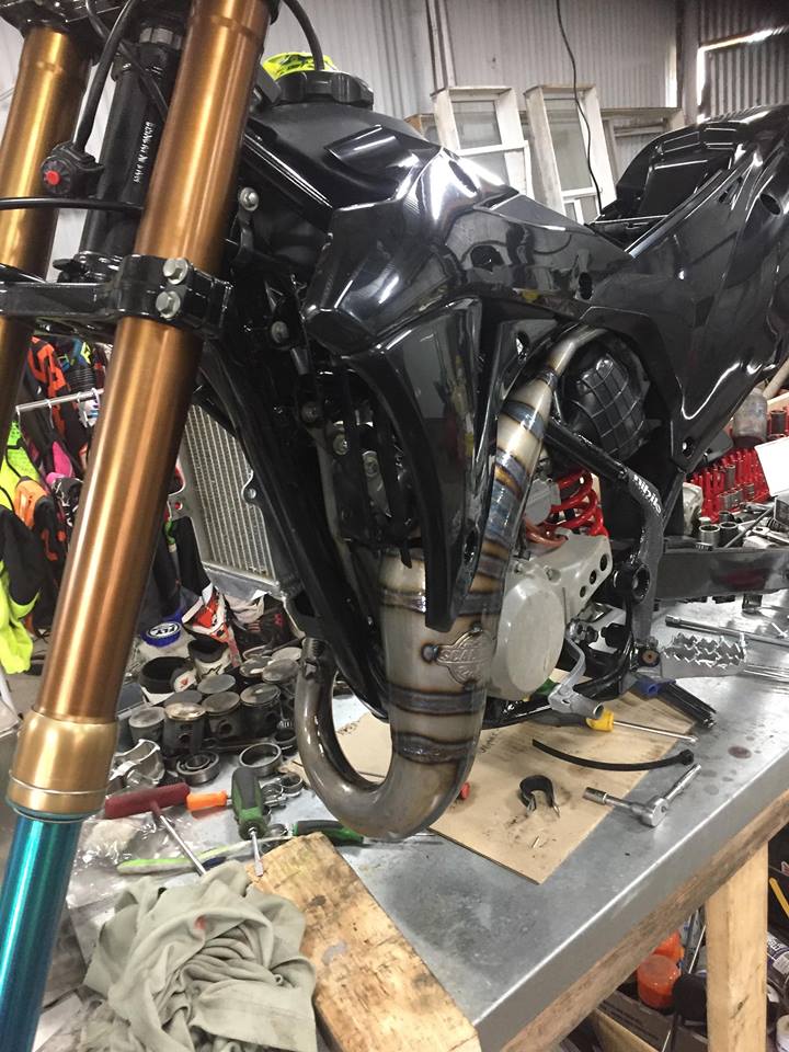 SuperMini Mora Mechanical Racing's ProX KX85